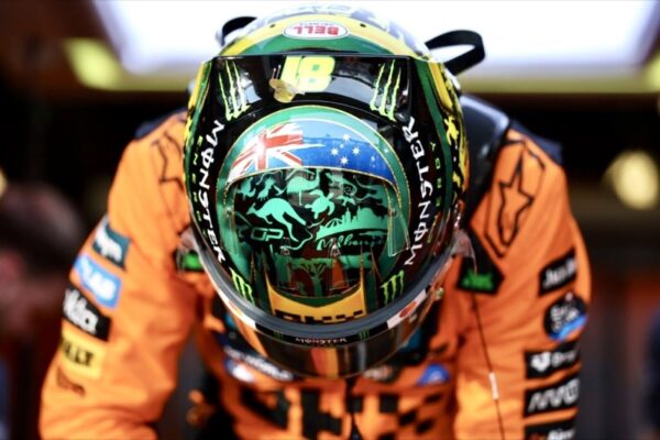 Oscar Piastri 2025 Melbourne Ltd Edition 1:2 Mini Helmet & Upgrades - Image 7
